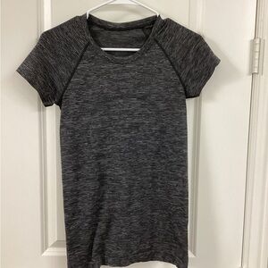 Lulu Townsend Gray Fitted Raglan Short Sleeve Tee